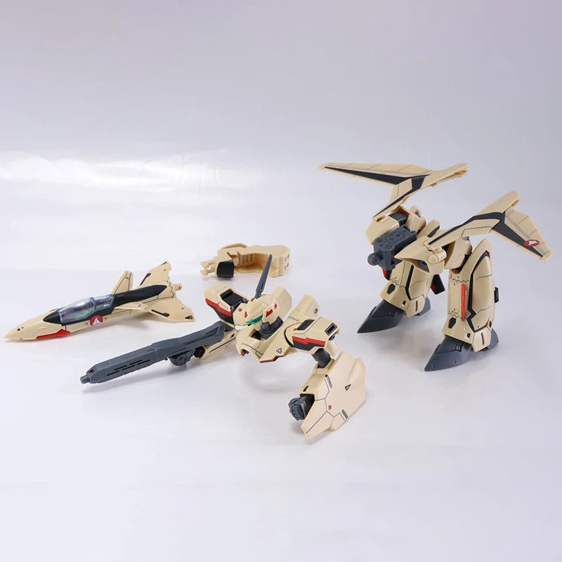 Bandai HG 1/100 YF-19 Action Figure - Super Dimension Fortress Toy