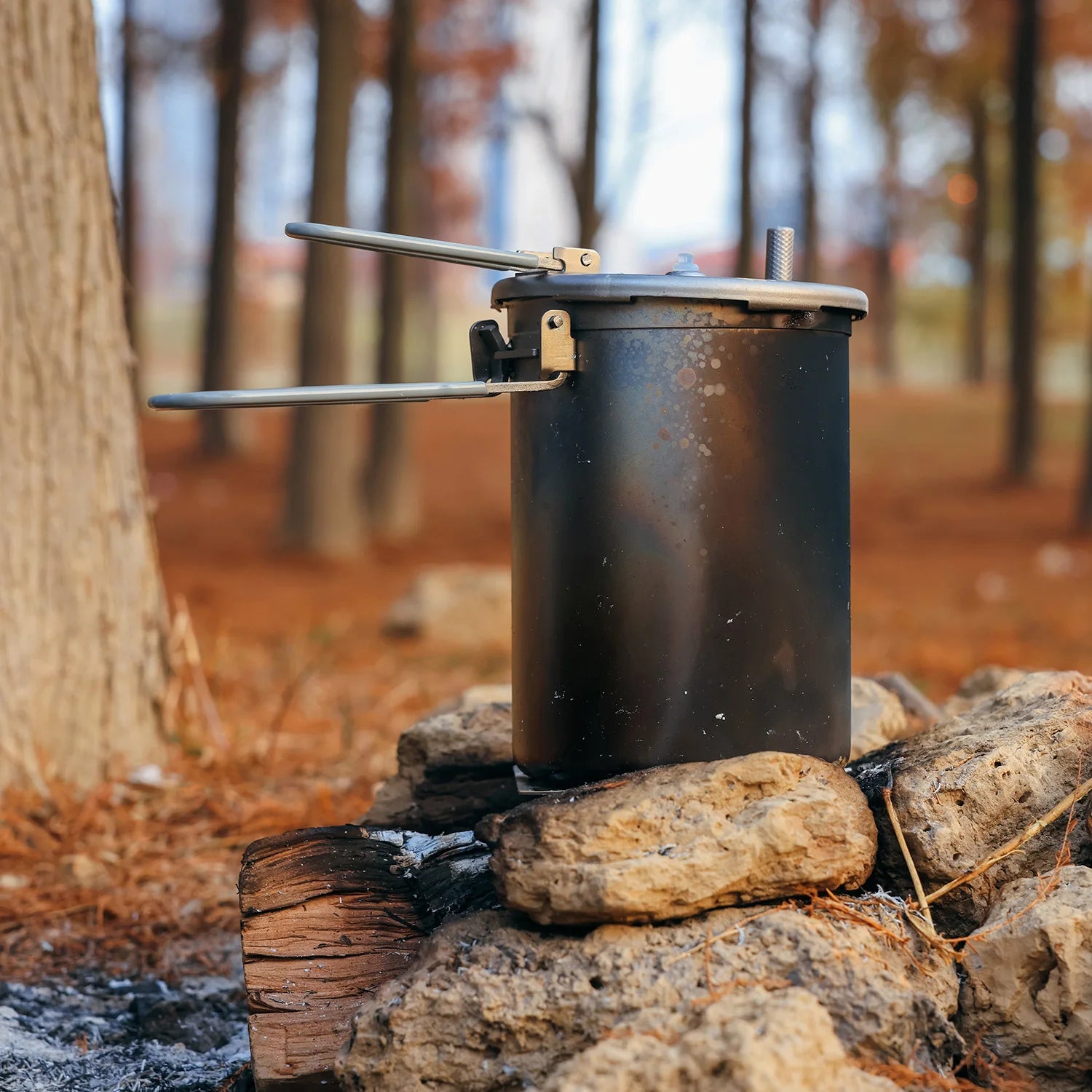 1.8L Titanium Outdoor Pressure Cooker - Lightweight & Eco-Friendly