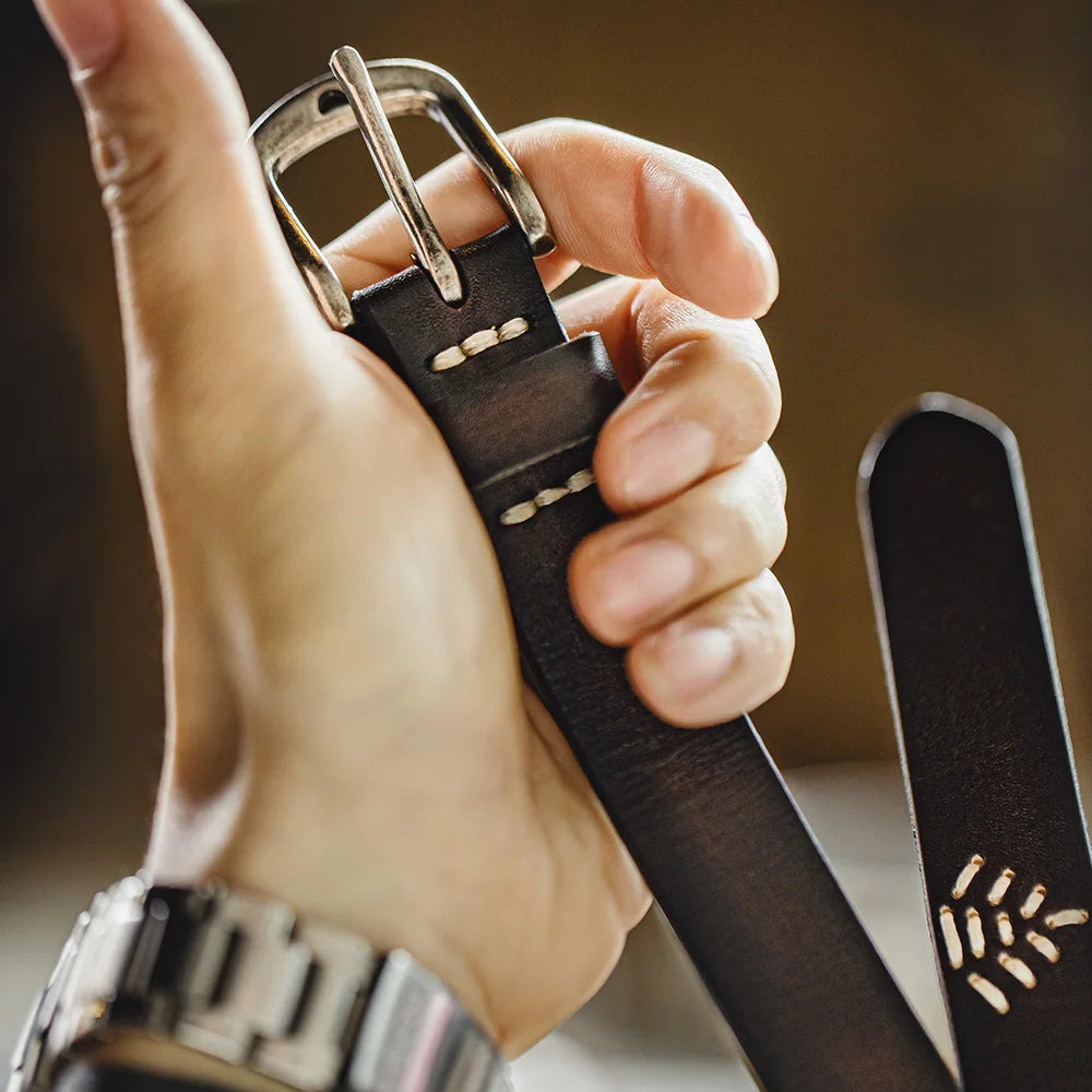 MADEN Men's Retro Leather Belt - Stylish Black Cowhide Accessory
