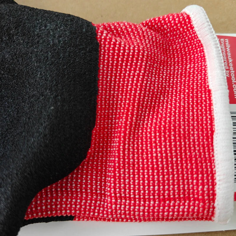 Milwaukee Cut Resistant Nitrile Work Gloves - Touchscreen Compatible