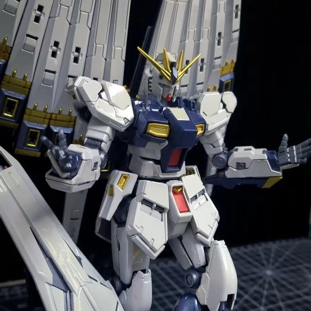 GAOGAO RG 1/144 V Nu Model Kit - Stunning Titanium Finish & Action Features