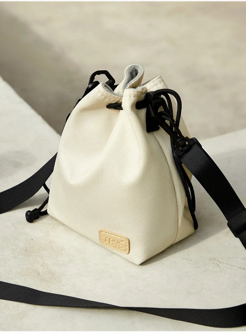 Lightweight Camera Pouch for DSLR & Mirrorless - Travel Ready!