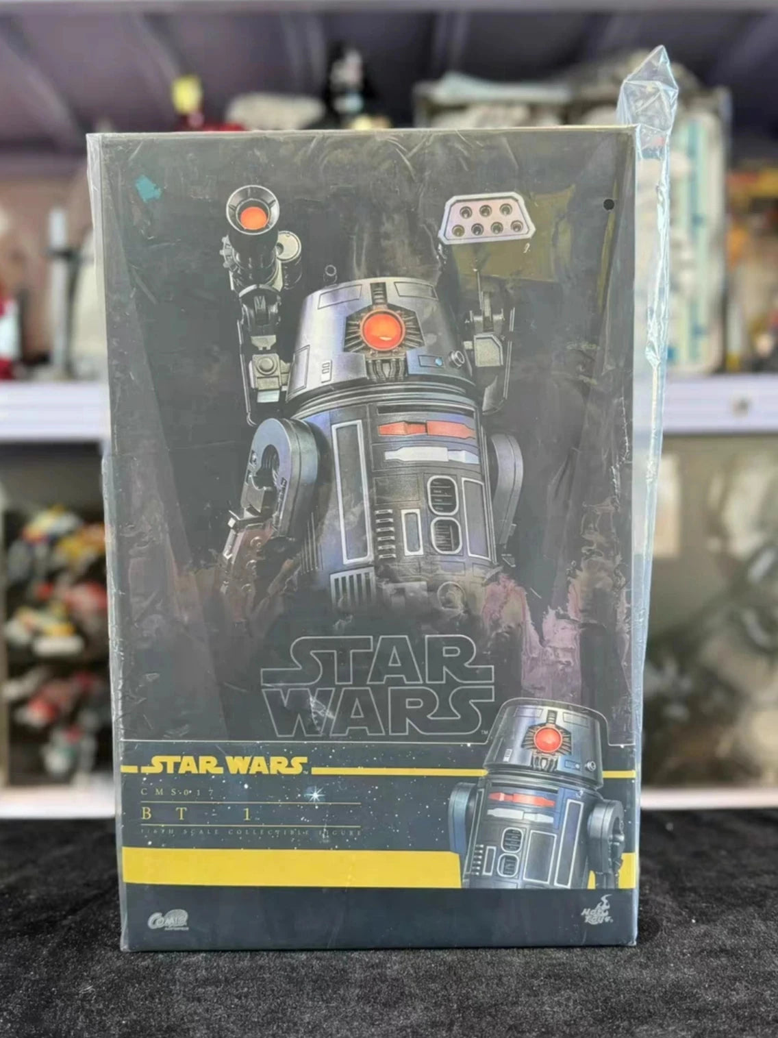 Hot Toys BT-1 Collectible Doll - 1:6 Scale Star Wars Battle Robot