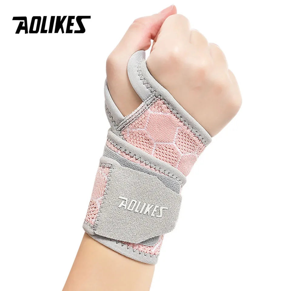 AOLIKES Wrist Brace for Carpal Tunnel Relief - Adjustable Compression Support