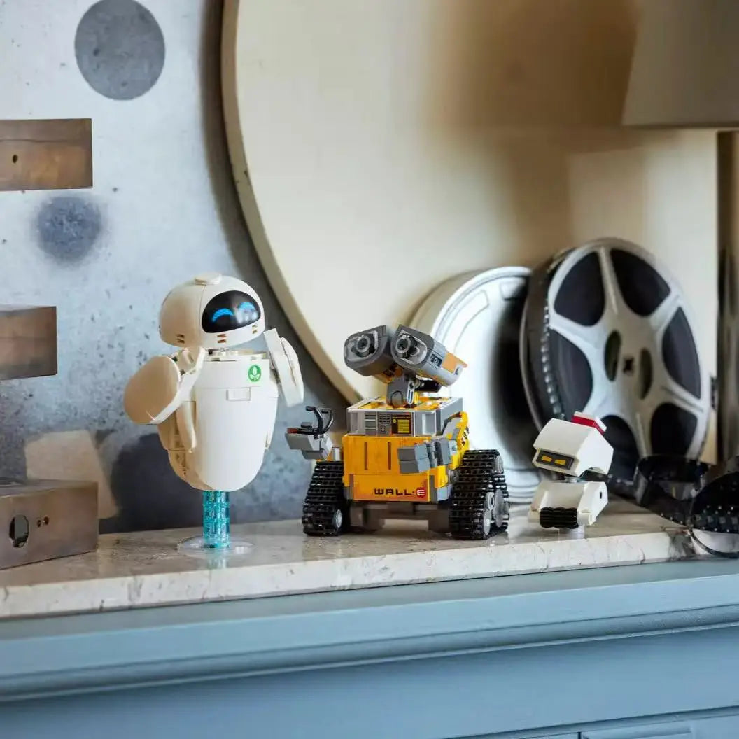 Creative WALL-E and Eve Building Block Set - Perfect for All Occasions