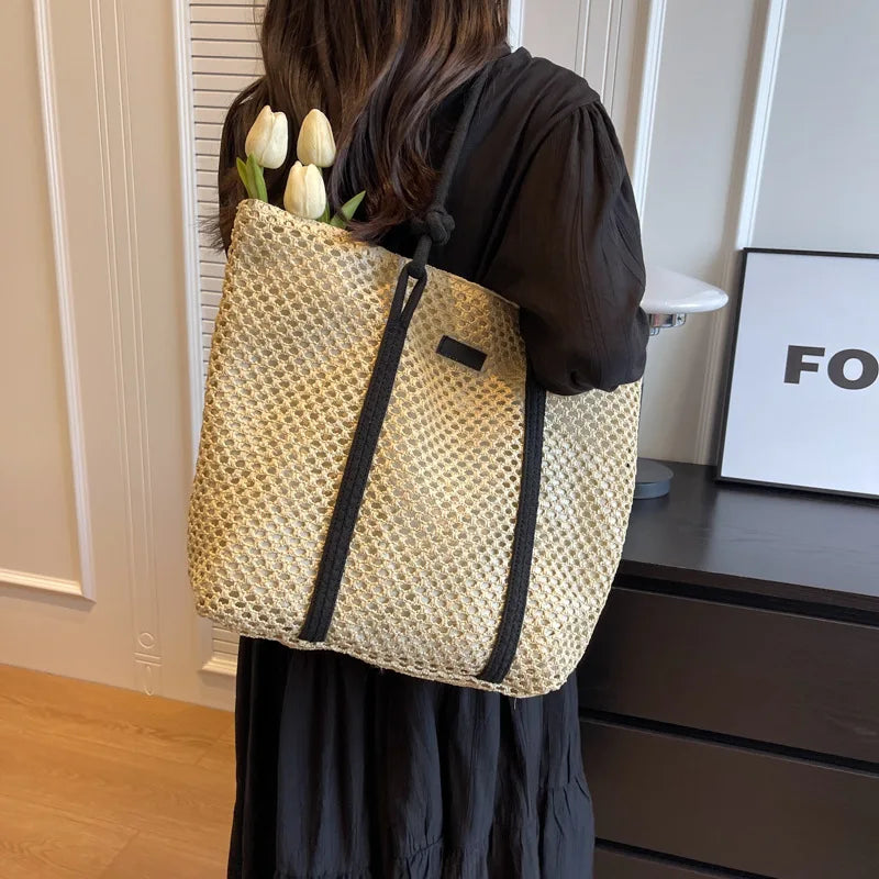 Stylish Ladies Straw Woven Handbag - Beach & Casual Tote Bag