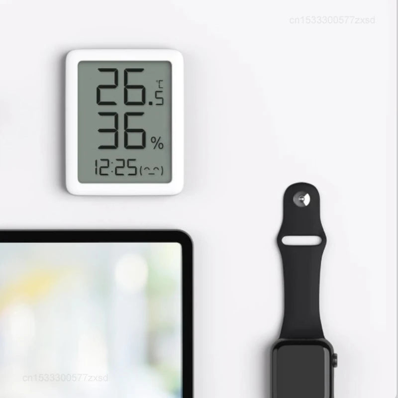 Miaomiaoce Smart Thermo-Hygrometer Clock - Connects with Mijia App