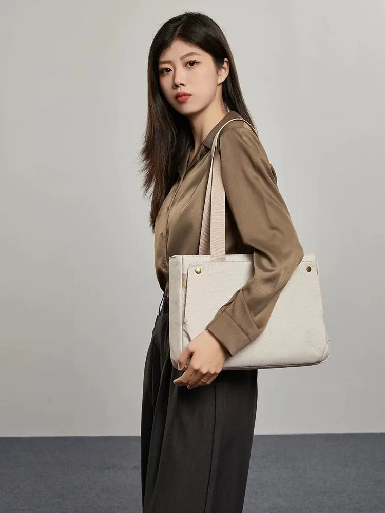 Versatile Tote Bag for Business & Commuting | Lightweight & Durable