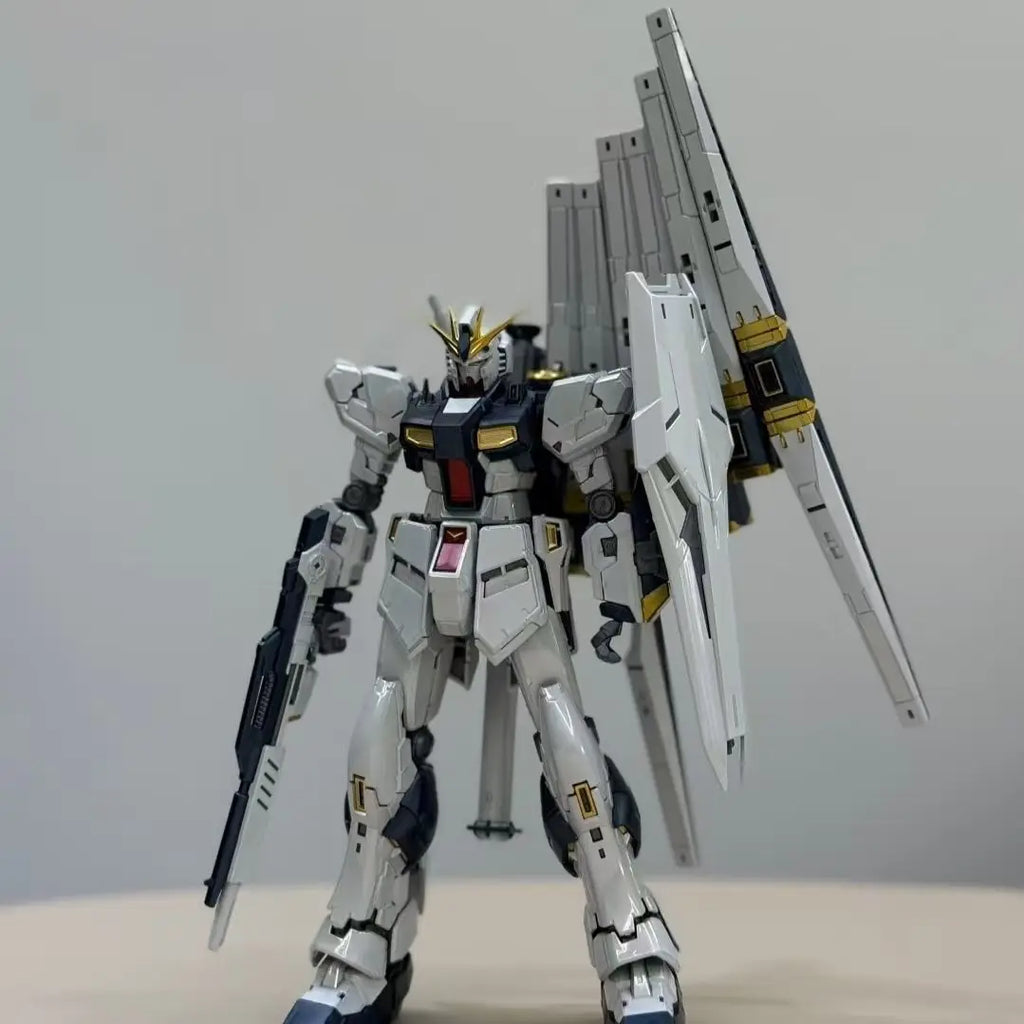 GAOGAO RG 1/144 V Nu Model Kit - Stunning Titanium Finish & Action Features
