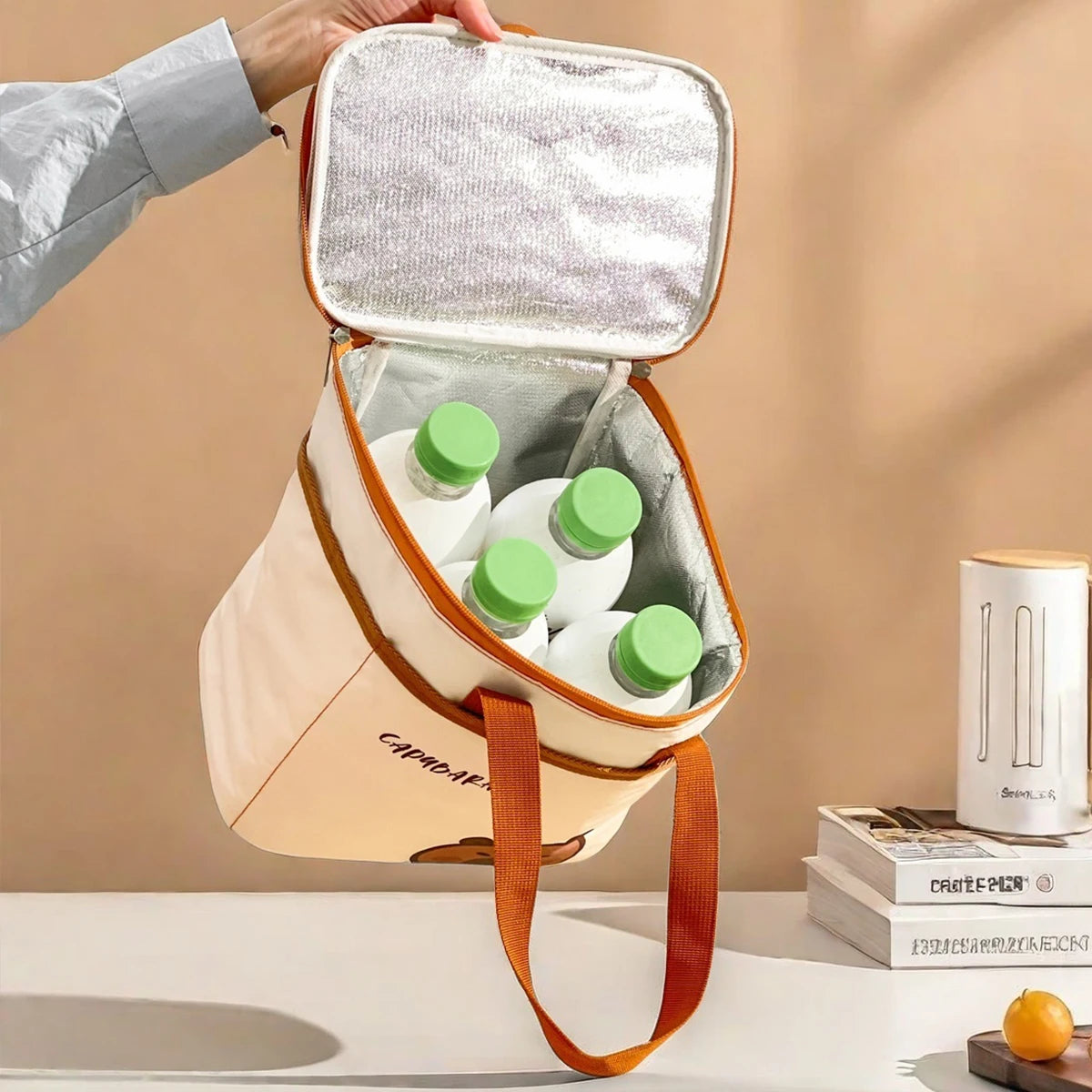 Capybara Thermal Insulated Lunch Bag - Kids & Students