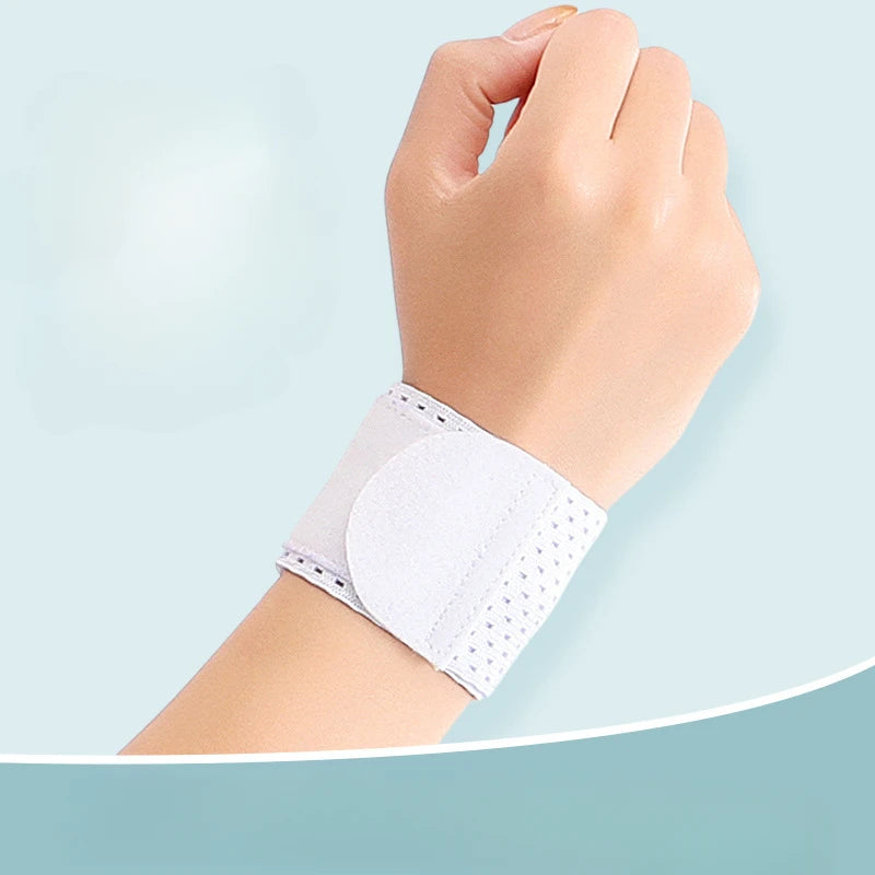 Adjustable Mesh Sports Wristband - Breathable Support for Fitness & Recovery