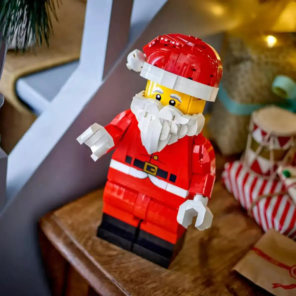 DIY Santa Claus Model Building Blocks Set for Festive Decor