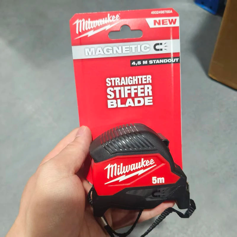 Milwaukee 5m Magnetic Tape Measure - Precision & Durability