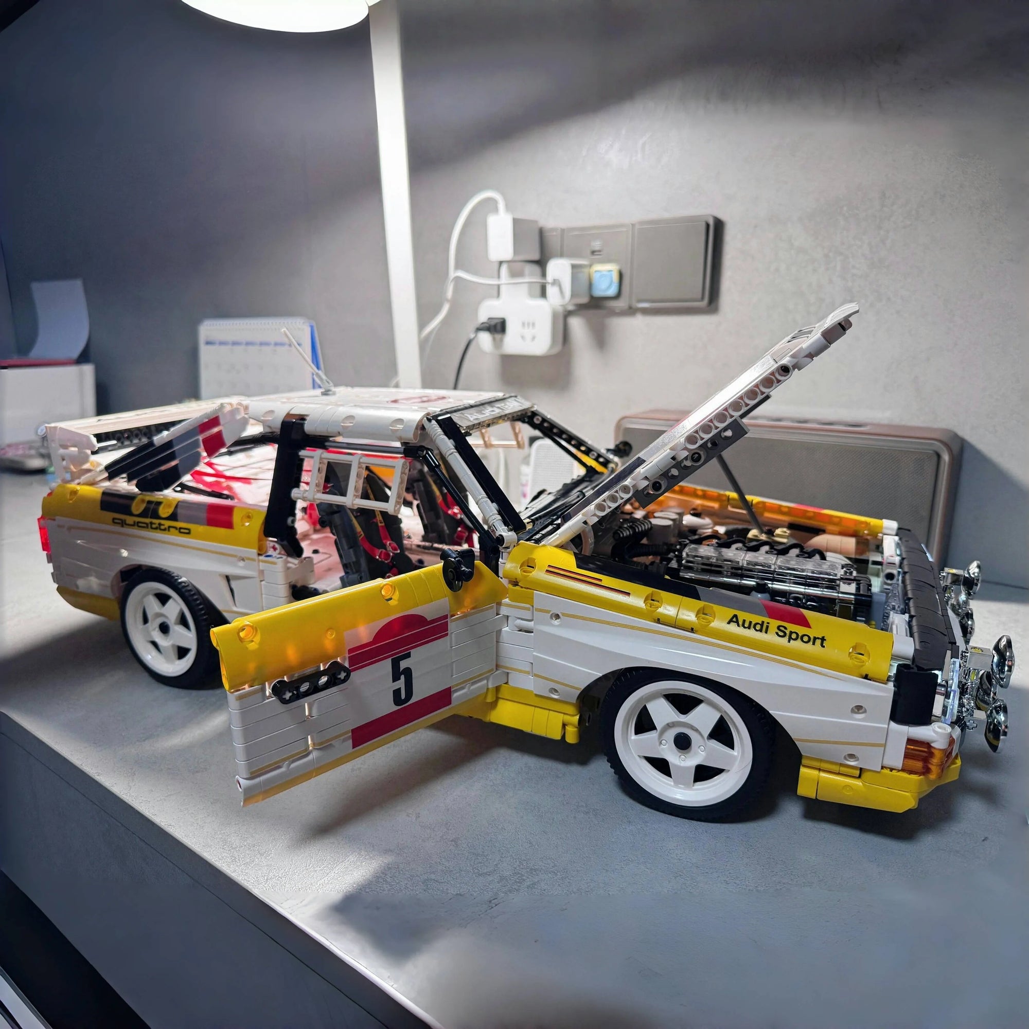 3887-Piece Retro Rally Car Building Blocks - Creative DIY Model Set