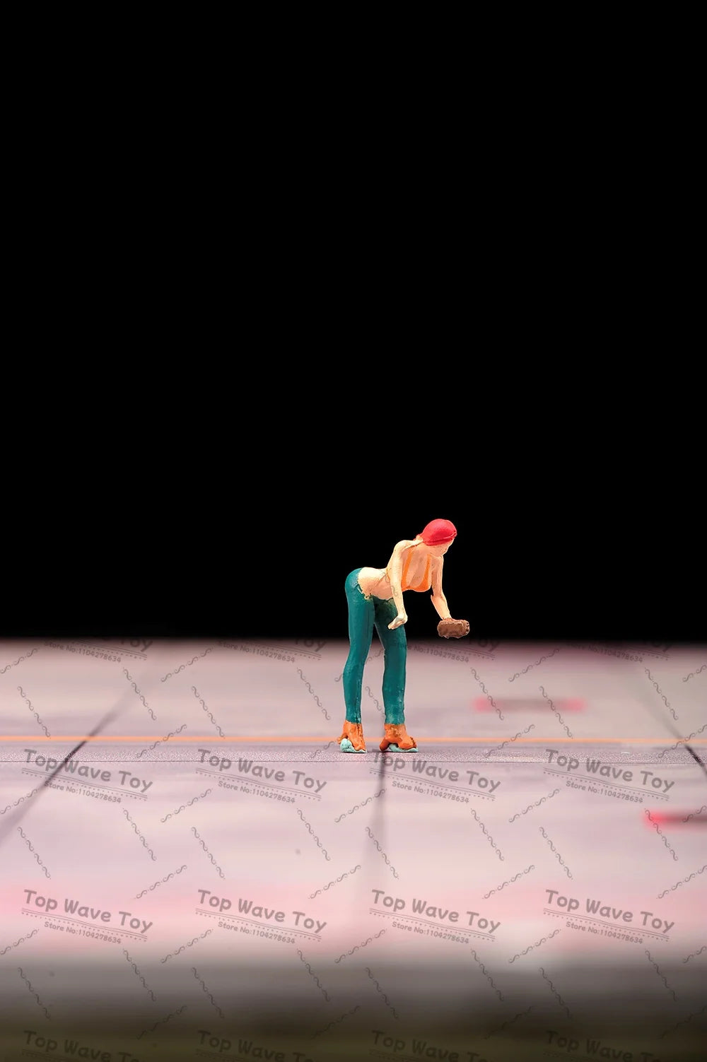 Creative Miniature Painted Figures for Car Model Photography