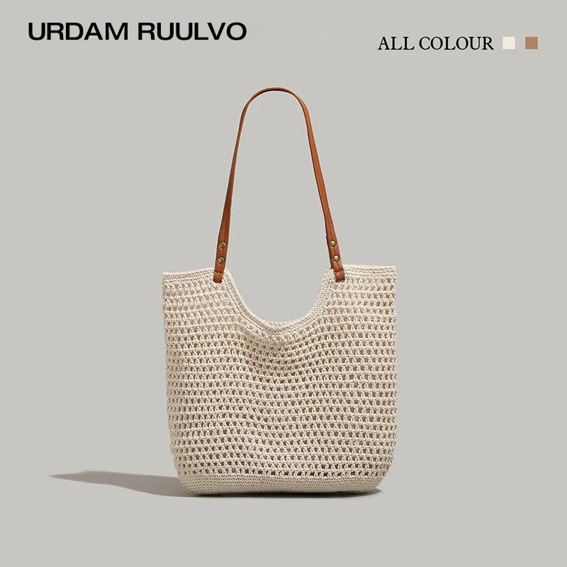 Stylish Women's Large Capacity Woven Tote Bag for Summer Travel