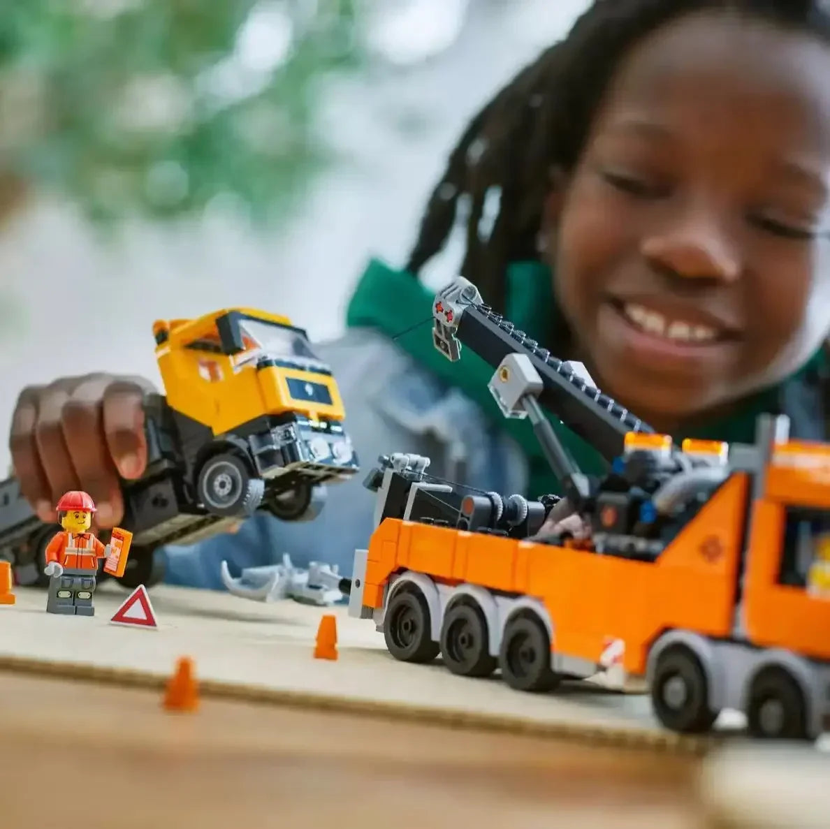 City Series Heavy Tower Crane Truck - Perfect Gift for Kids & Adults