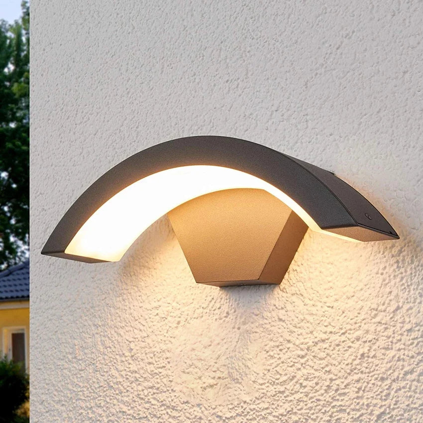 18W Waterproof LED Wall Lights - Modern Outdoor Lighting in Aluminum