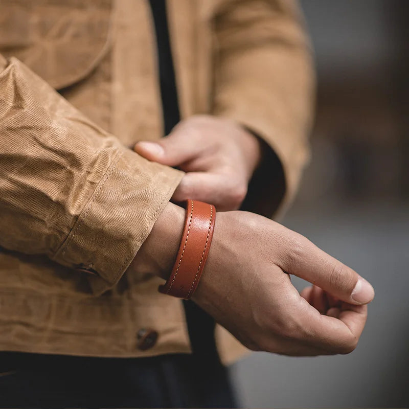 Vintage Khaki Leather Bracelet - Adjustable Men's Cuff