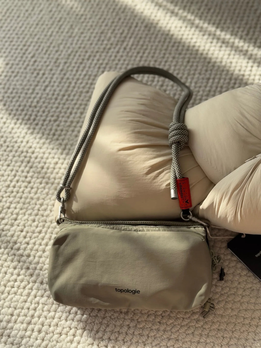 Trendy Large Capacity Waterproof Crossbody Bag for Outdoor Use