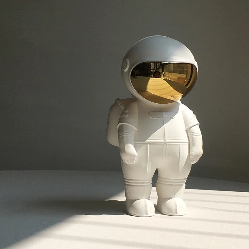 Creative Resin Astronaut Sculpture - Unique Space-Themed Decor