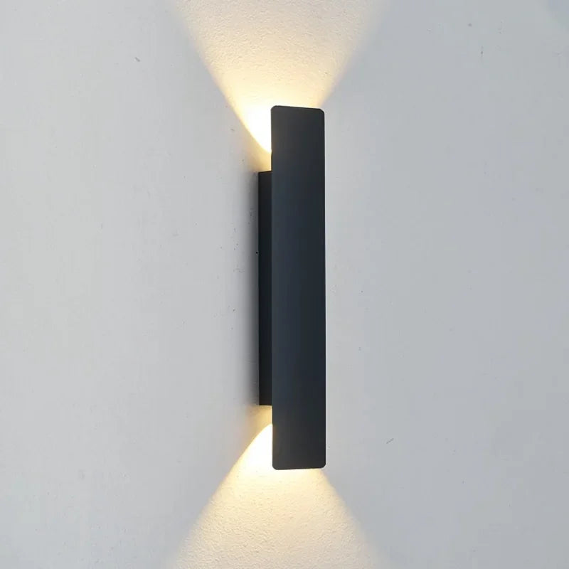 18W Outdoor Waterproof LED Wall Lamp - Modern Aluminum Design