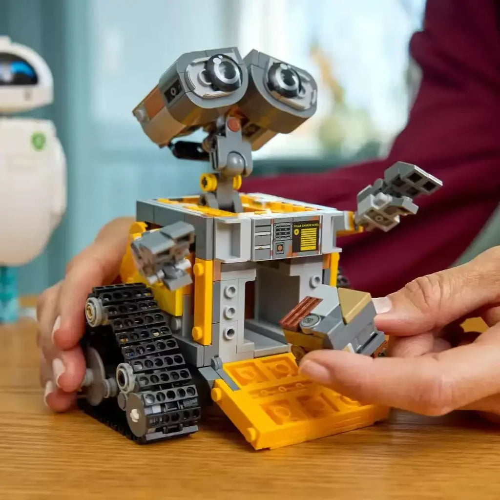 Creative WALL-E and Eve Building Block Set - Perfect for All Occasions