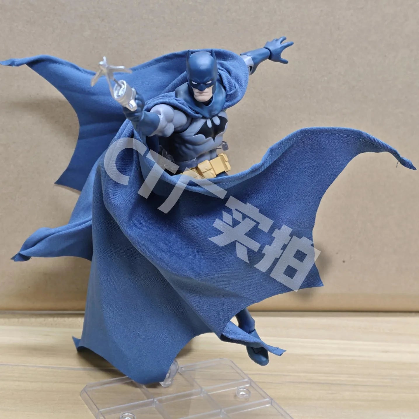 Mafex 105 Blue Batman Figure - Premium Justice League Collectible