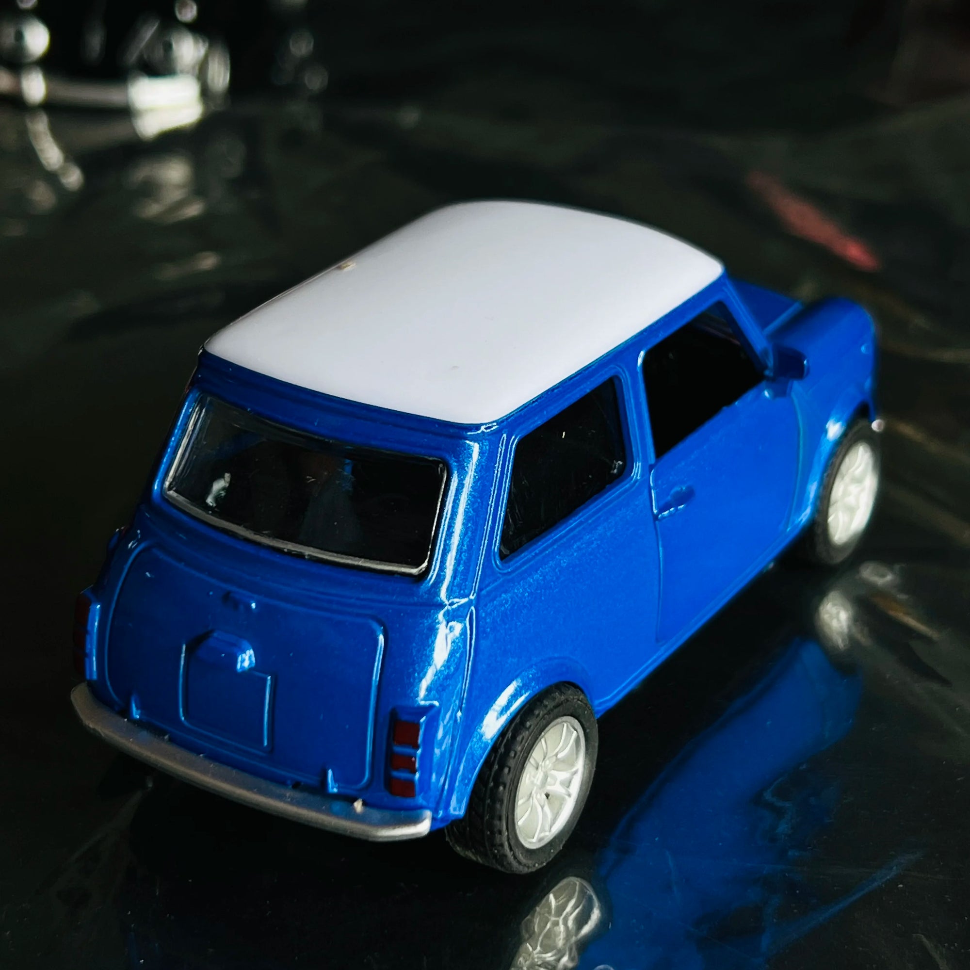 Classic Metal Sports Car Model - Retro Toy for Kids & Collectors