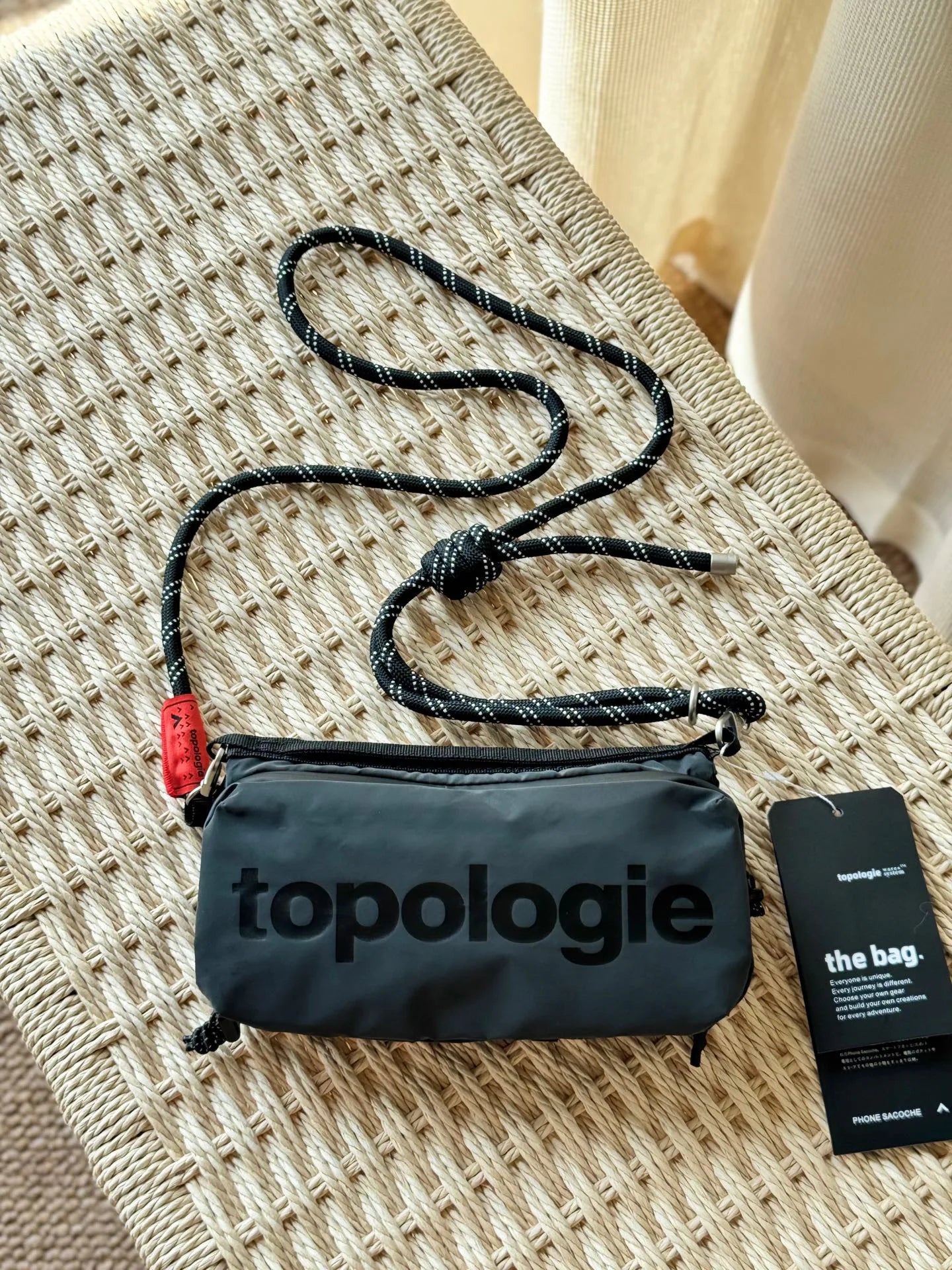 Trendy Large Capacity Waterproof Crossbody Bag for Outdoor Use