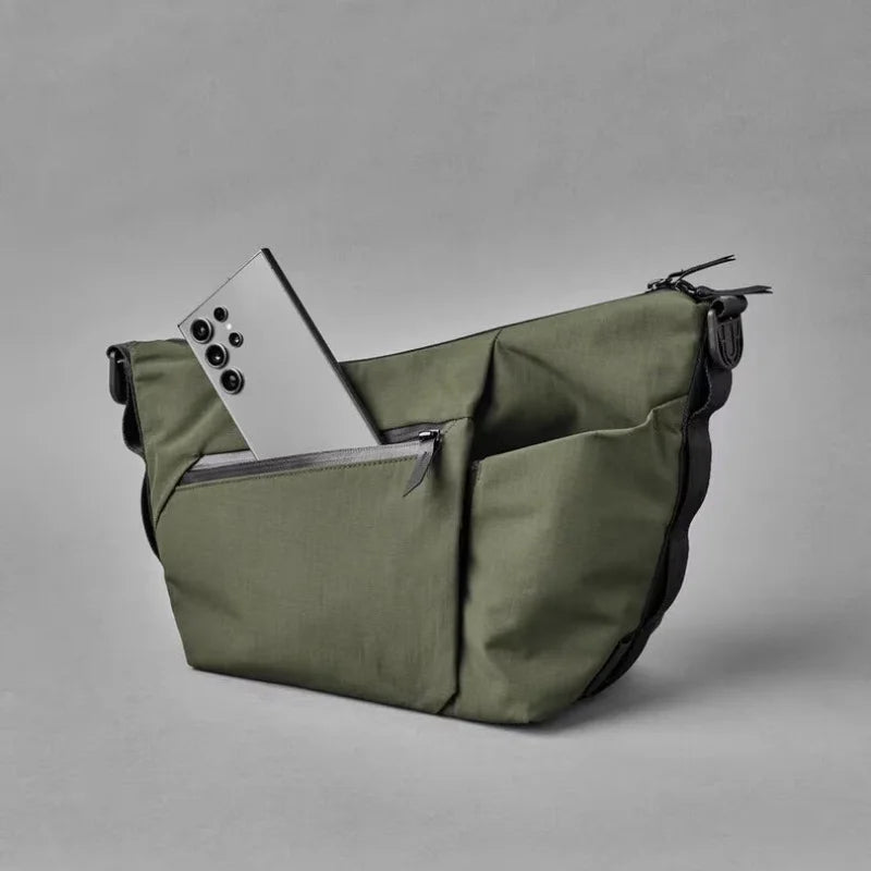 ALPAKA Flow 4L Water-Resistant Sling Pack | Durable Outdoor Hydration