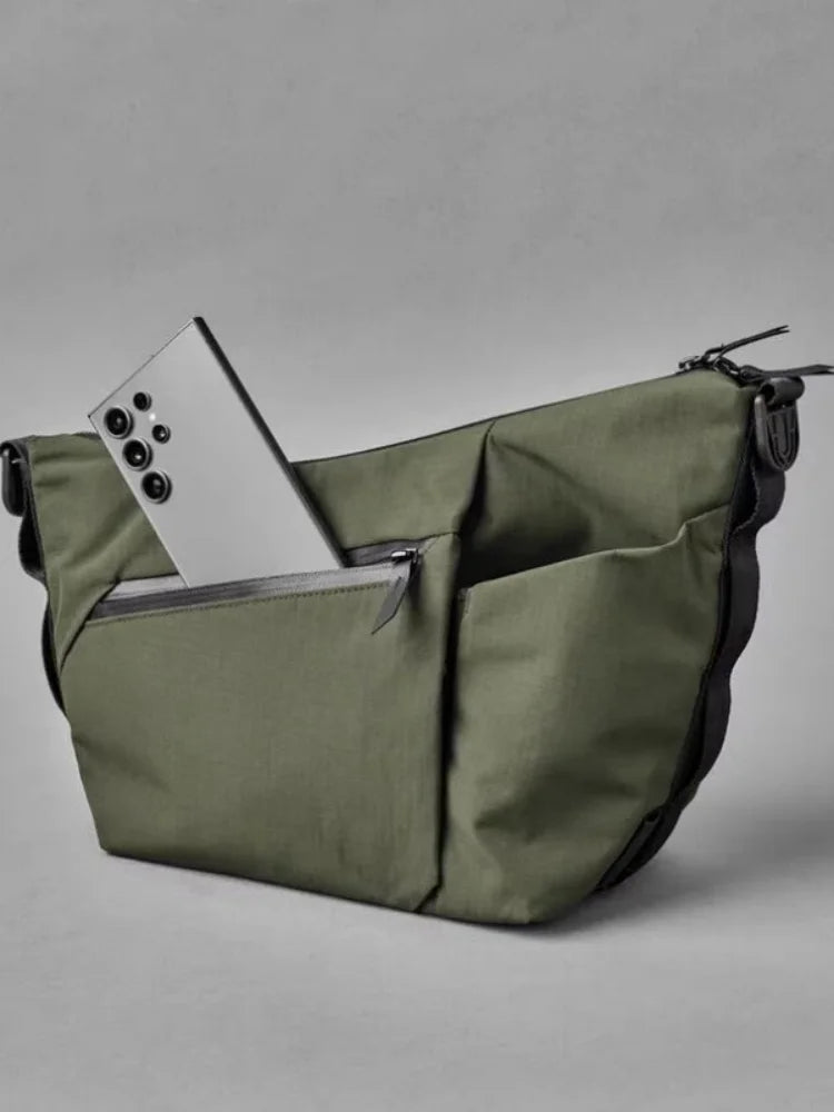 ALPAKA Flow 4L Water-Resistant Sling Pack | Durable Outdoor Hydration