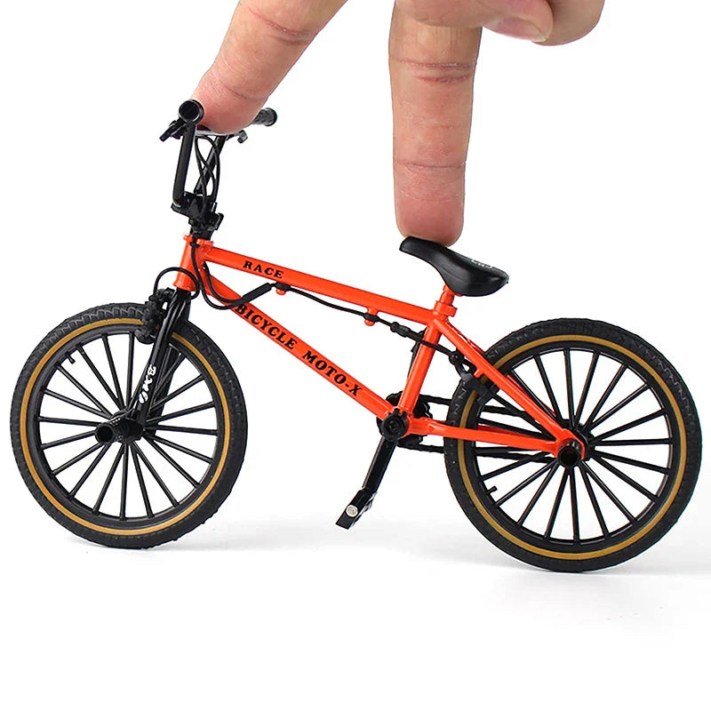 1:8 Scale Alloy Mini Bike - Realistic Metal Model Decoration
