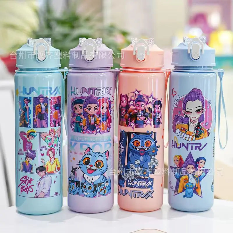 Cute 700ml Cartoon Print Water Cup with Straw - Perfect for Kids