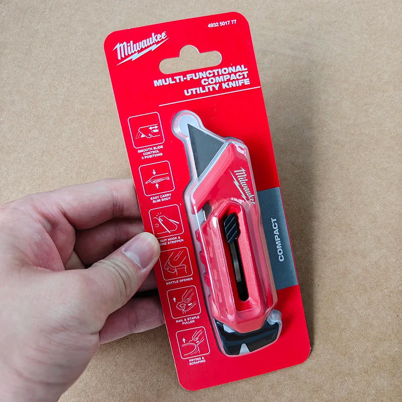 Milwaukee Multi-Function Compact Utility Knife - Versatile & Durable