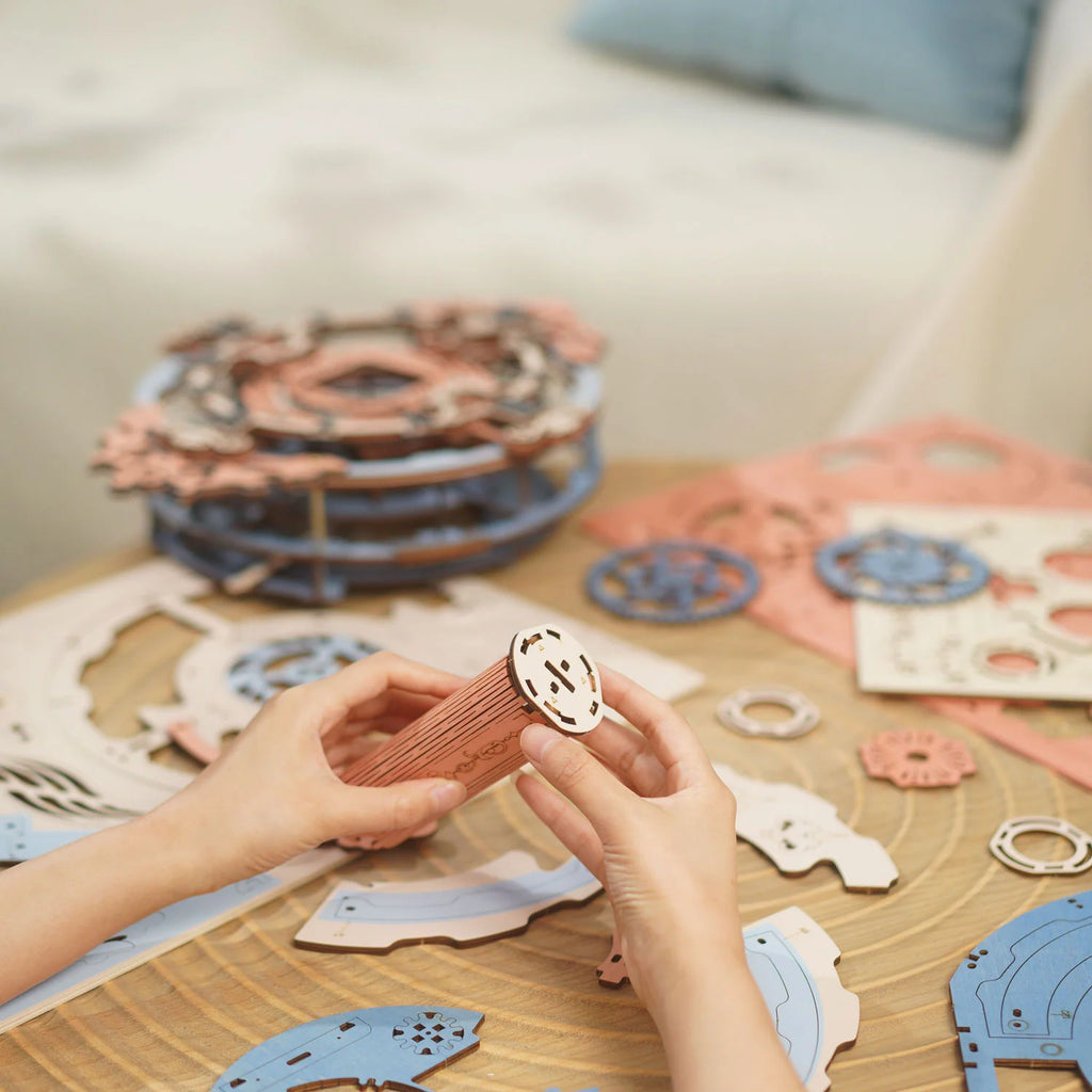 Robotime 3D Wooden Puzzle Wall Clock - Engaging DIY Gift