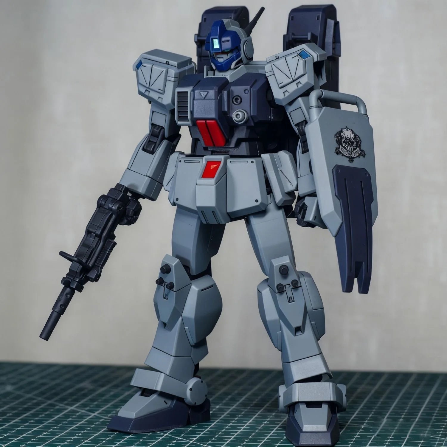 KUKU RX-79G SW Slave Wraith Assembly Model Kit - Action Figure