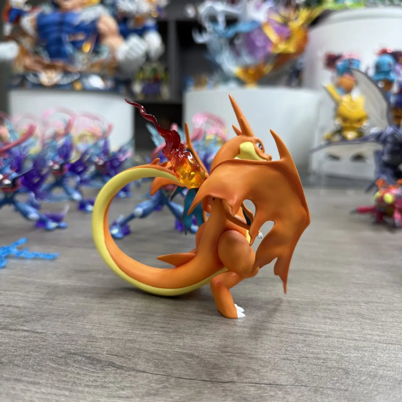 11cm Charizard Anime Figure - Collectible Decor for Fans