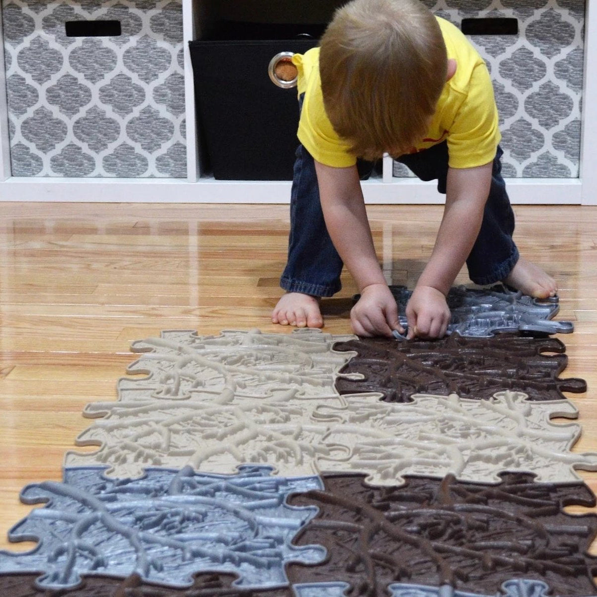 Roots Sensory Play Mat Set – Nature-Inspired 9-Piece Eco-Friendly Tiles