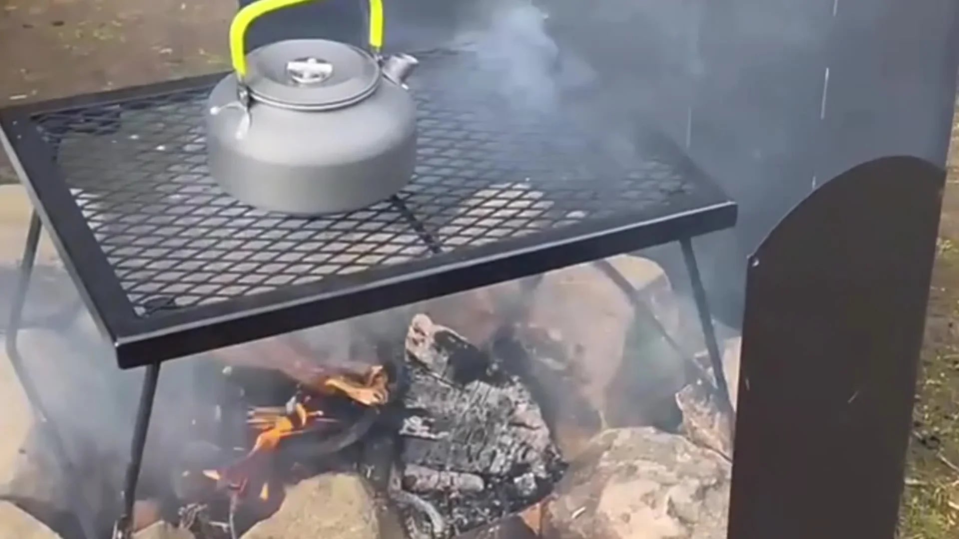 Heavy Duty Foldable Campfire Grill Grate - Perfect for Outdoor BBQs
