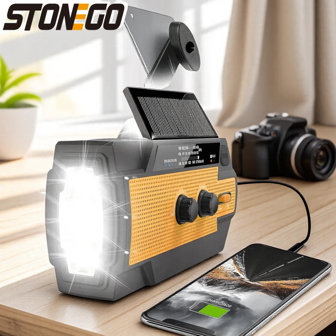 Versatile Solar Crank Radio with 4000mAh Battery & SOS Alarm