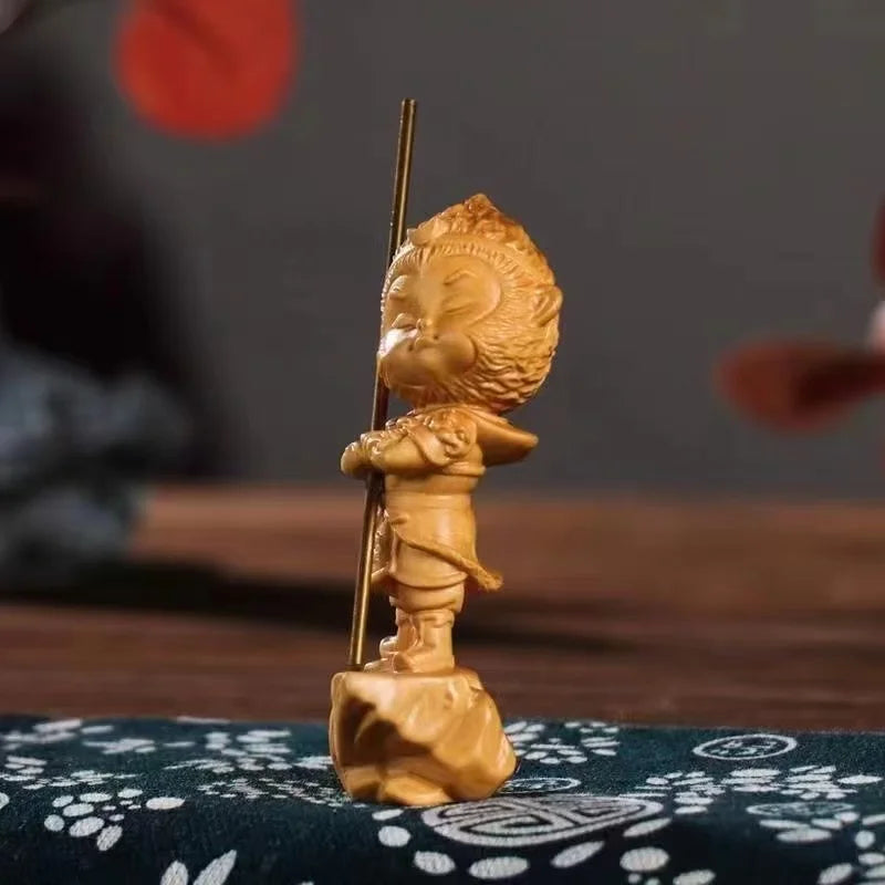 Hand-Carved Sun Wukong Figurine - Chinese Mythology Home Decor