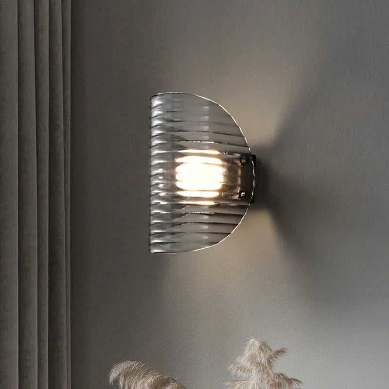 Luxury LED Wall Lamp - Italian Minimalist Style for Modern Spaces