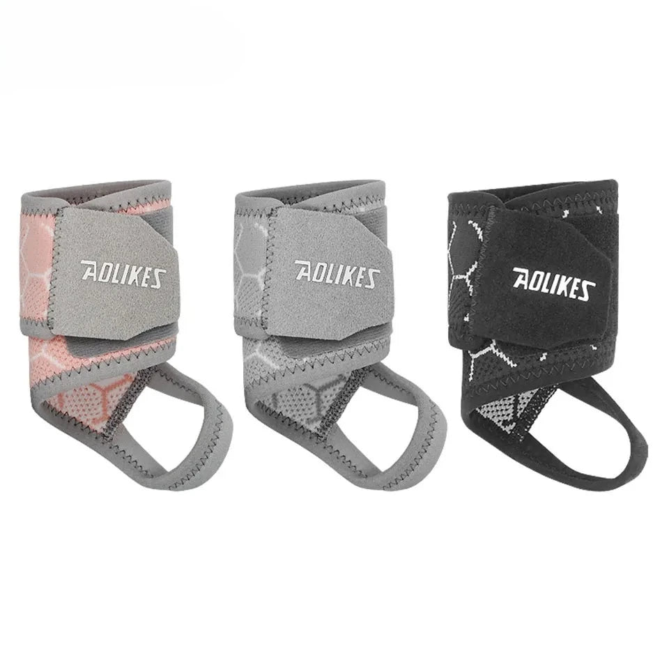 AOLIKES Wrist Brace for Carpal Tunnel Relief - Adjustable Compression Support