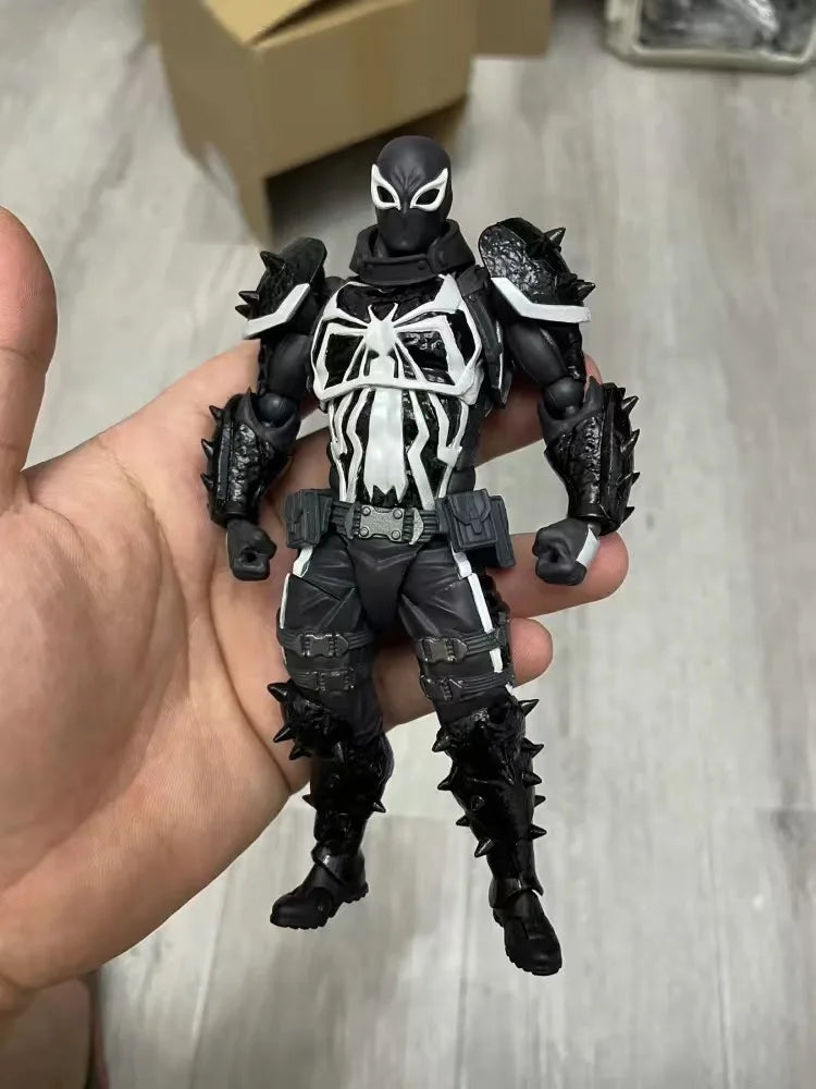 Amazing Yamaguchi Agent Venom Action Figure - Marvel Collectible
