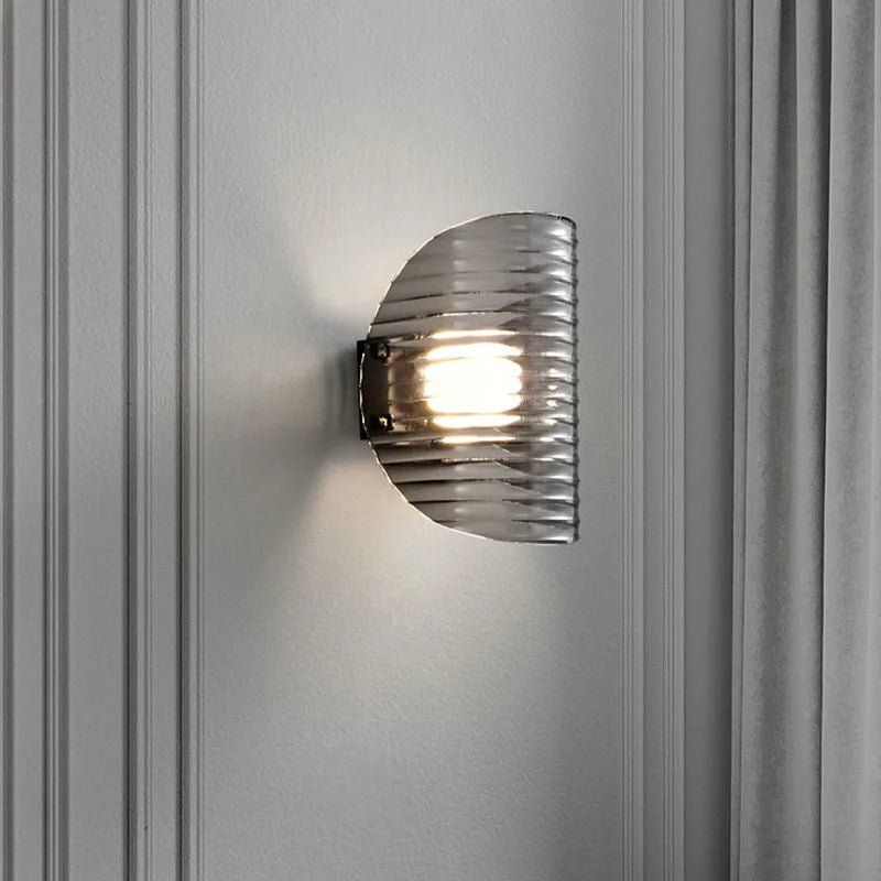 Luxury LED Wall Lamp - Italian Minimalist Style for Modern Spaces