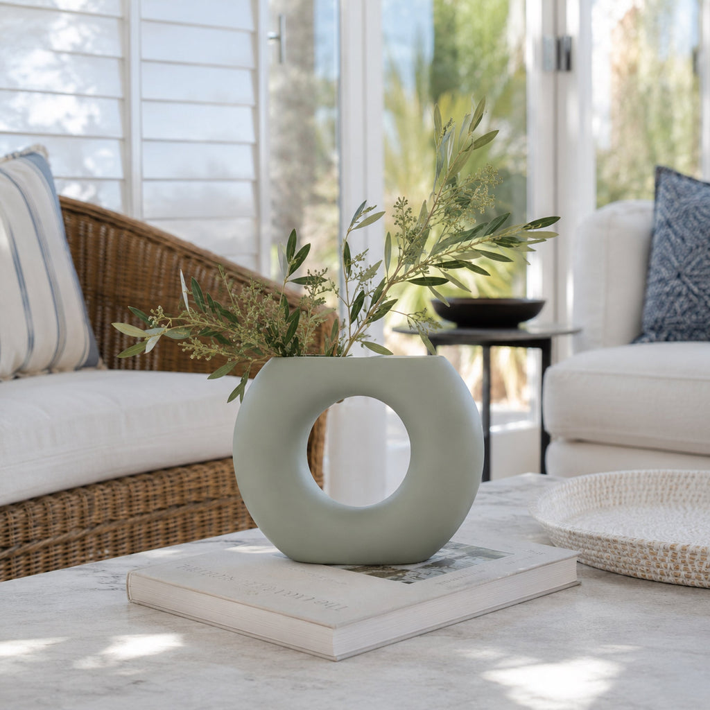 Azalea Ceramic Vase - Modern Elegance for Any Home