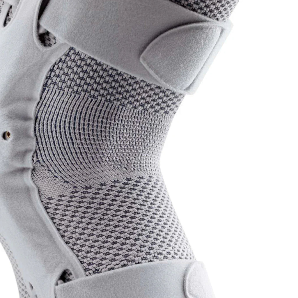 GenuTrain S Pro Hinged Knee Brace – Stabilize & Support Your Knee