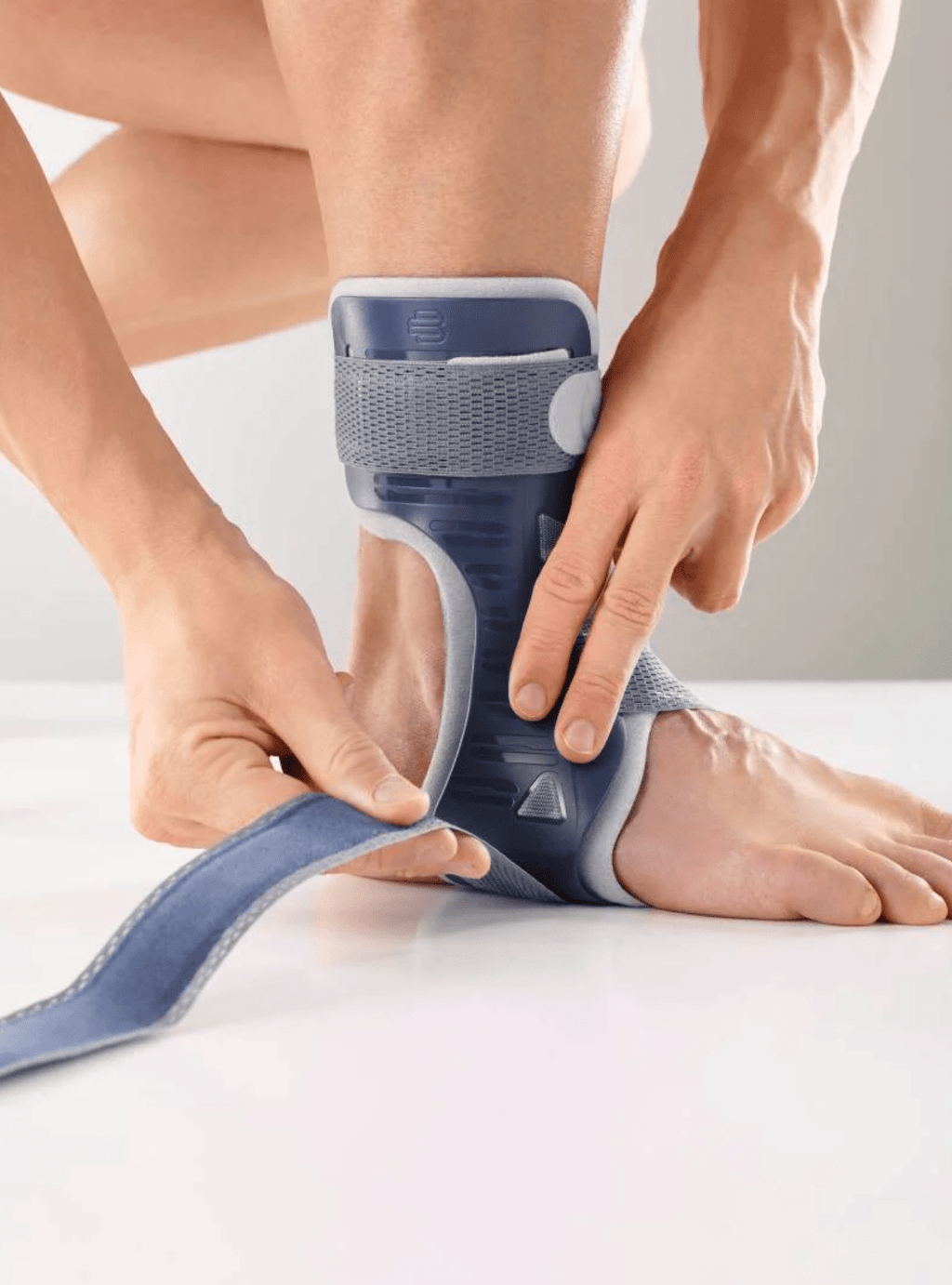 MalleoLoc L Ankle Brace - Superior Support for Ankle Stability