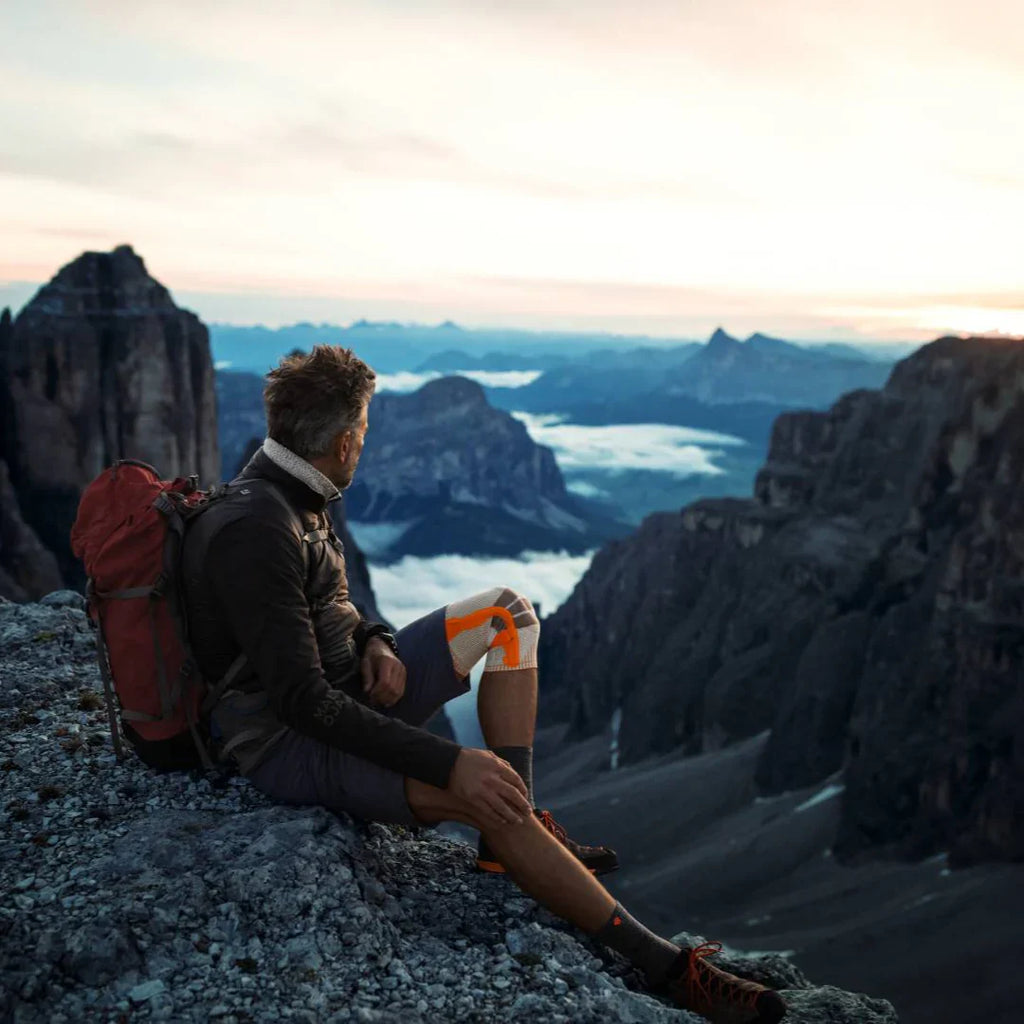 Premium Outdoor Knee Support for Hikers - Comfort & Stability